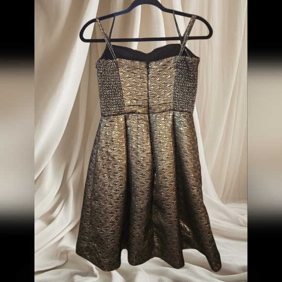 Guess Silver Dress - Picture 2 of 2